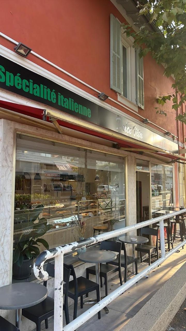 Studio De 14M2 Dans Une Maison Cagnes-sur-Mer Luaran gambar